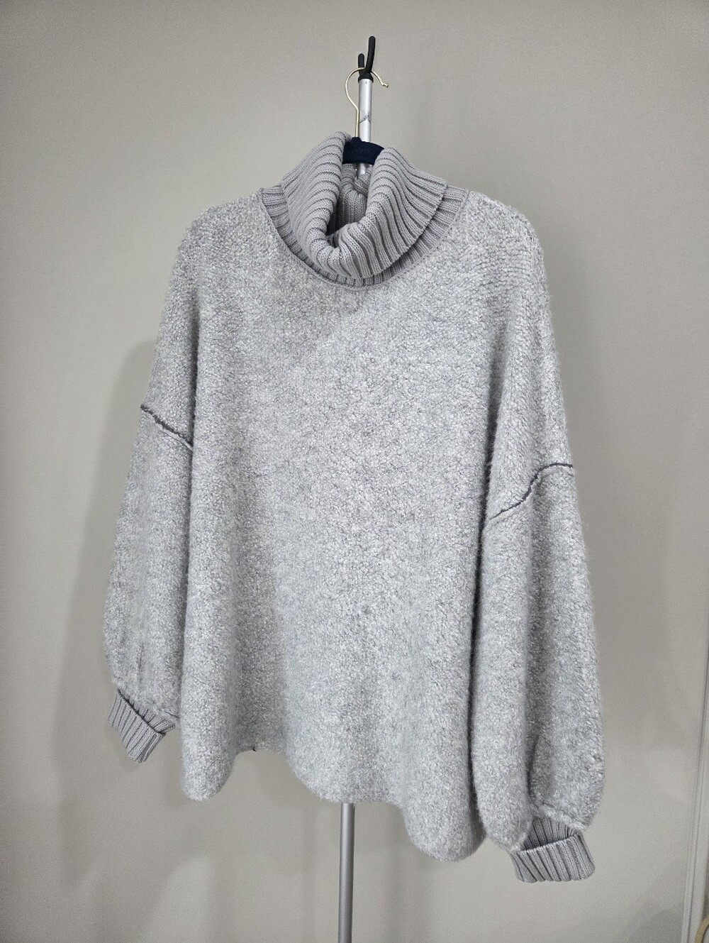 Free People Cozy Grey Turtleneck Women’s Sweater Sz.M